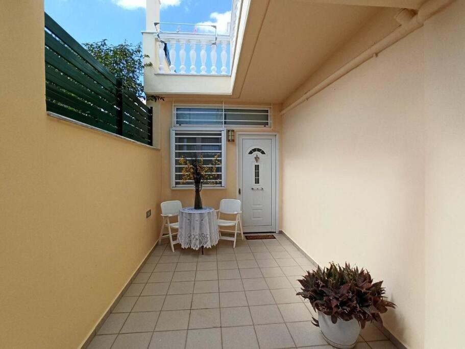 Takis & Machi House Rafína Exterior foto